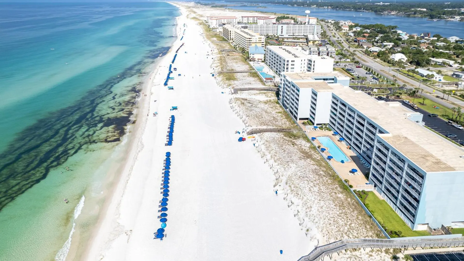Inlet Reef 205- By Holiday Isle Properties Destin Apartment