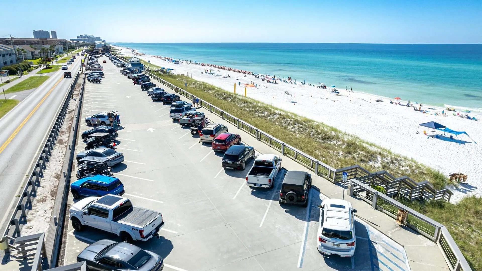 Inlet Reef 205- By Holiday Isle Properties Destin Apartment